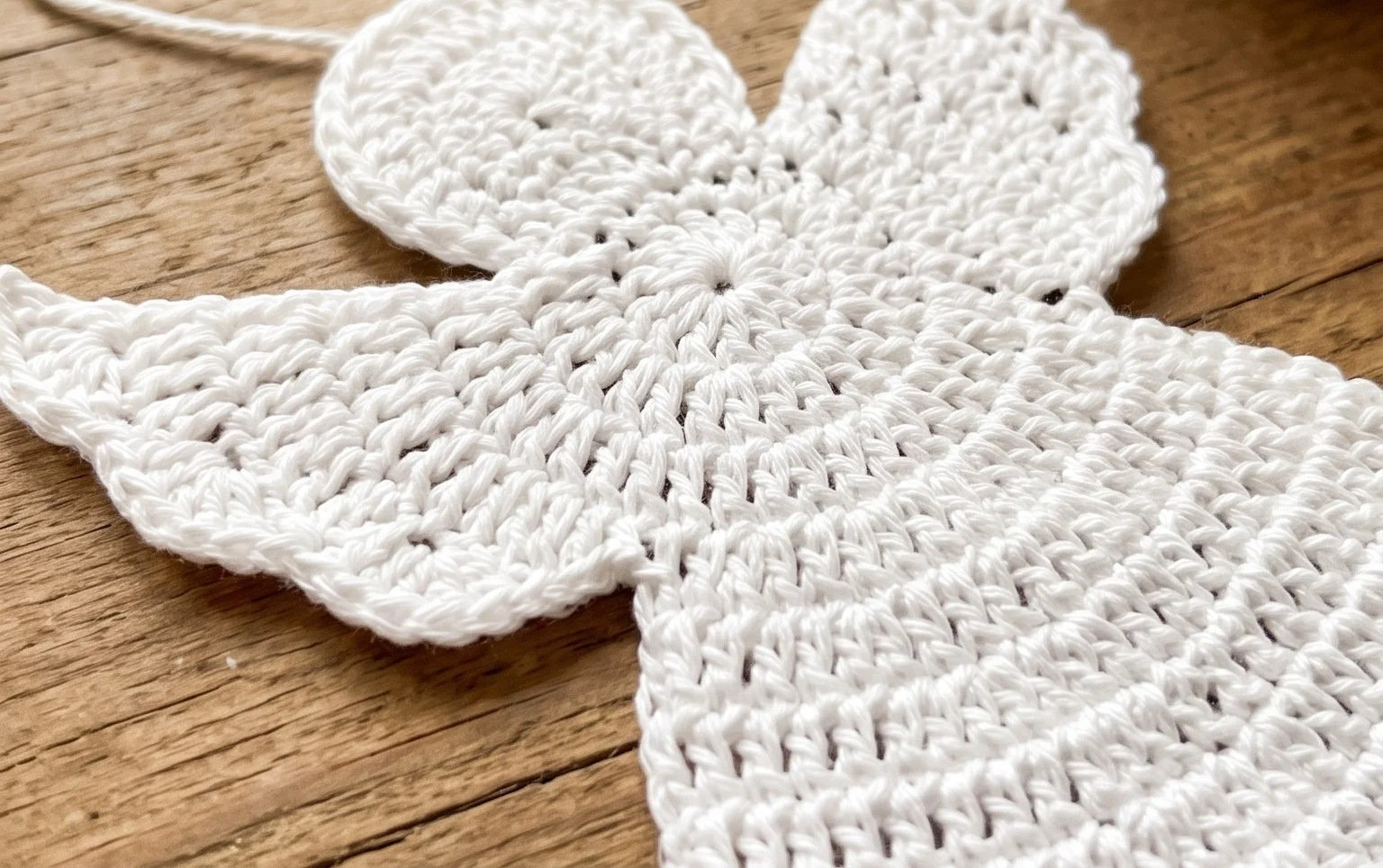 How to Make a Super Easy Crochet Angel